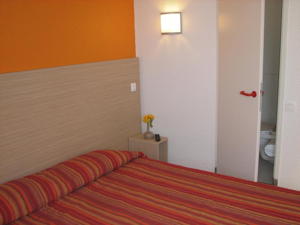 Hotel Heco Lyon Sud Vienne Zimmer foto